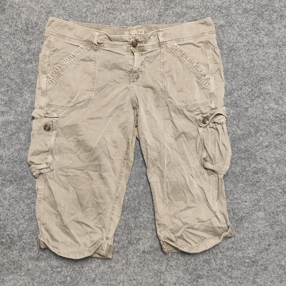 Old Navy Cargo Capri Pants Womens 16 Beige Twill Pockets Casual Summer Utility